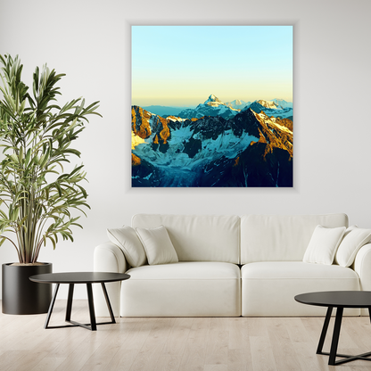 Acrylglasbild - Goldene Alpengipfel im Morgenlicht