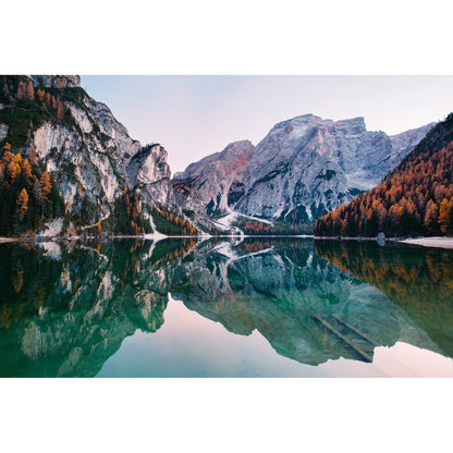 Acrylglasbild - Spiegelung am Pragser Wildsee